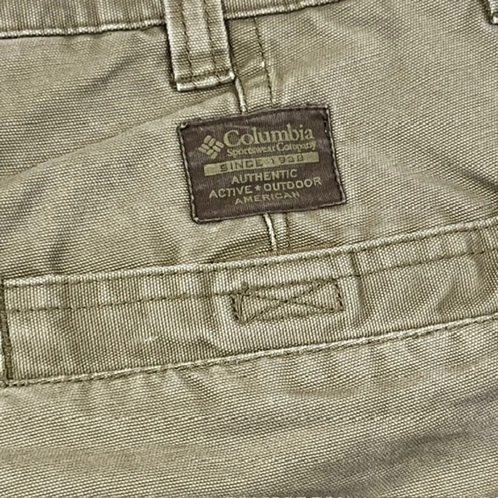 Columbia Mens 38x30 Khaki Cotton Canvas Cargo Utility Pants AM8142 Tan Outdoor